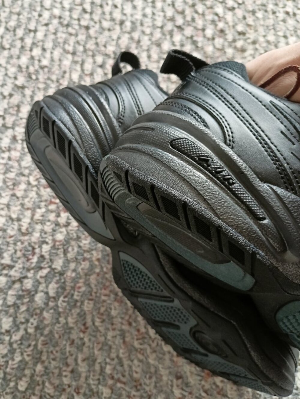 Nike Air - Picture 2 of 13